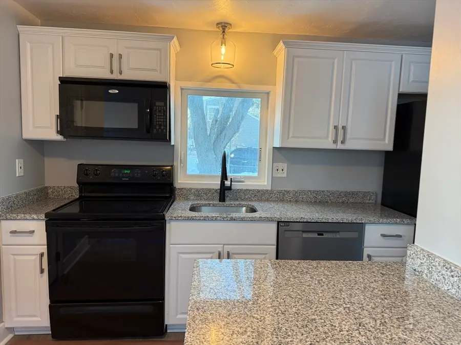 276A Onset Ave, Wareham, MA 02571 - #3