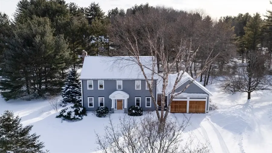 26 Treetop Cir, Northborough, MA 01532 - #2