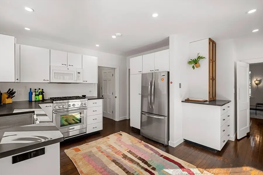 893 Highland St, Hamilton, MA 01982 - #3