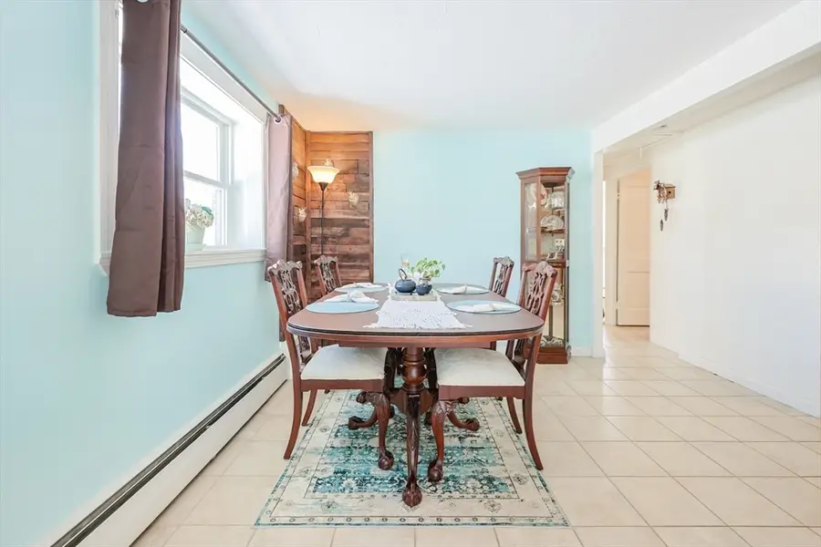 35 Waterman Rd, Auburn, MA 01501 - Image #3