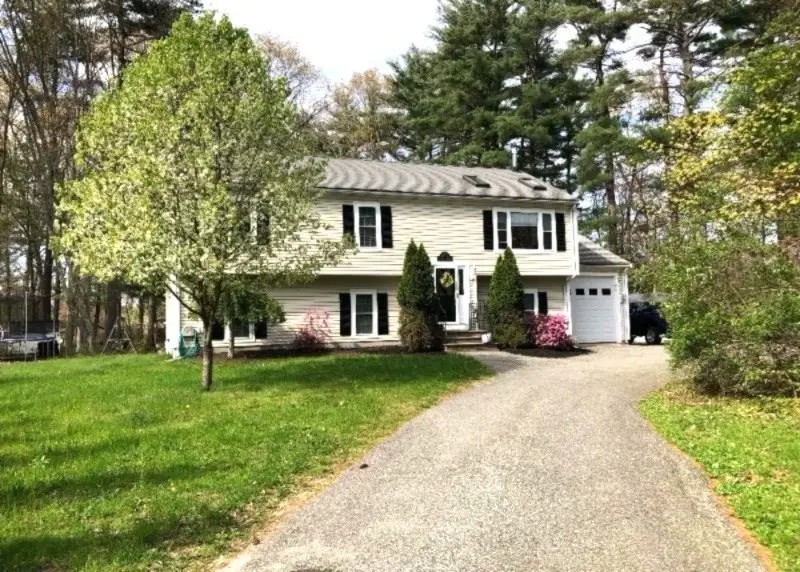 725 Auburn St, Whitman, MA 02382 - #1