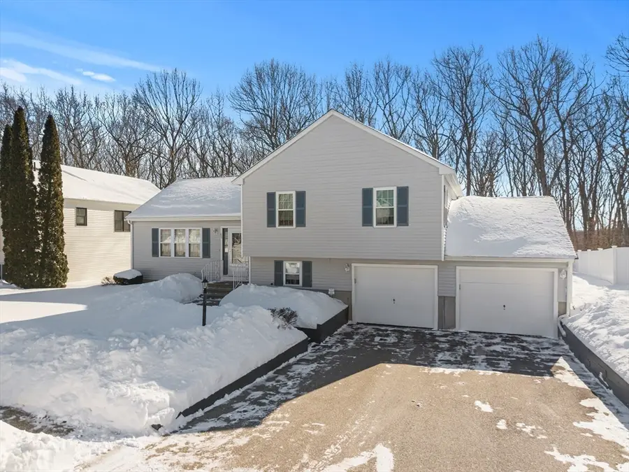 69 Santoro Rd, Worcester, MA 01606 - Image #2