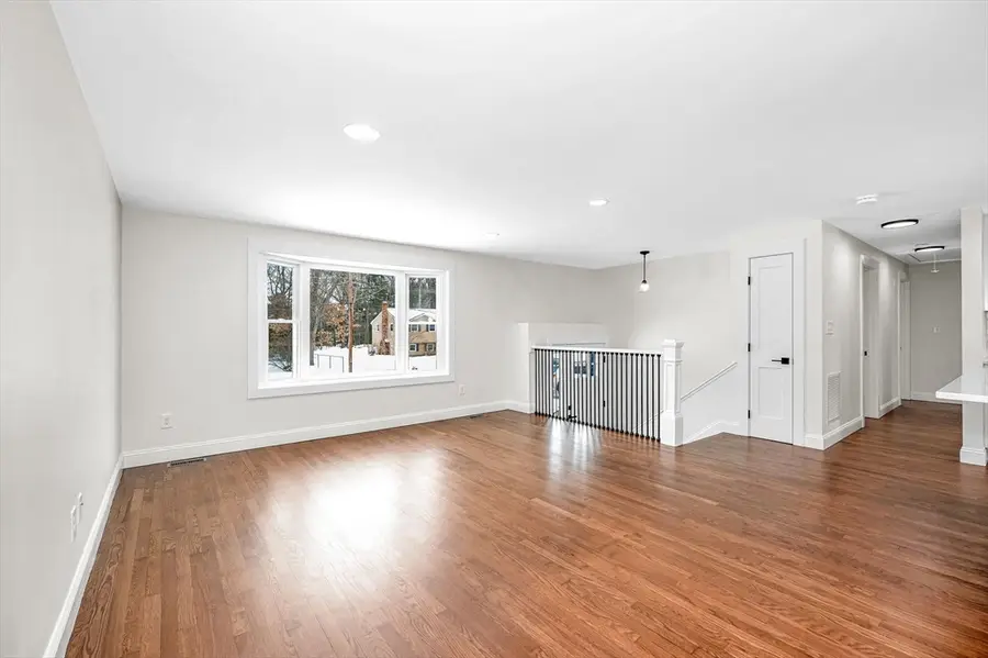 19 Porter St, Billerica, MA 01821 - #2