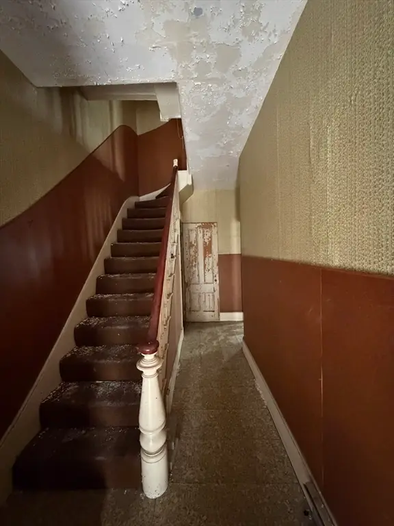 8 Glover Ct, Boston, MA 02127 - #3