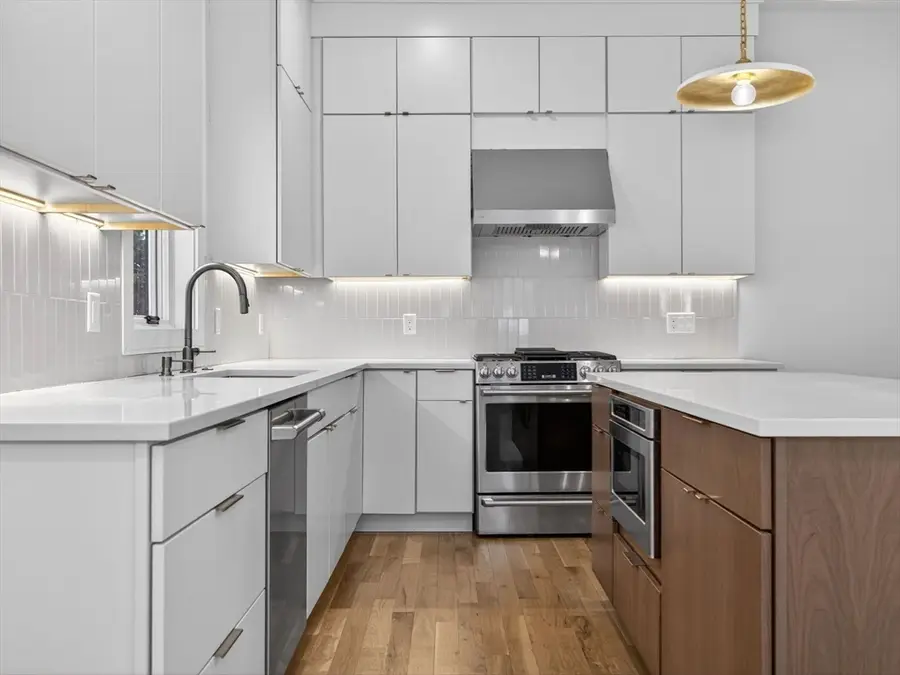 142 Birch St #2, Boston, MA 02131 - Image #3