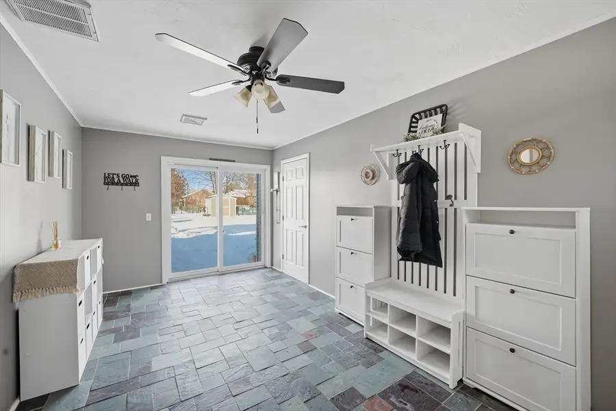 52 Falmouth Rd, Chicopee, MA 01020 - #3