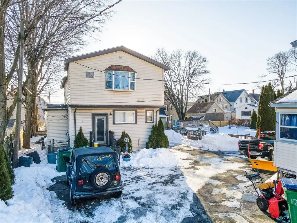 10 Pond St, Lynn, MA 01904 - Image #1