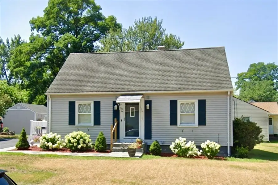 112 W Canton Cir, Springfield, MA 01104 - #2