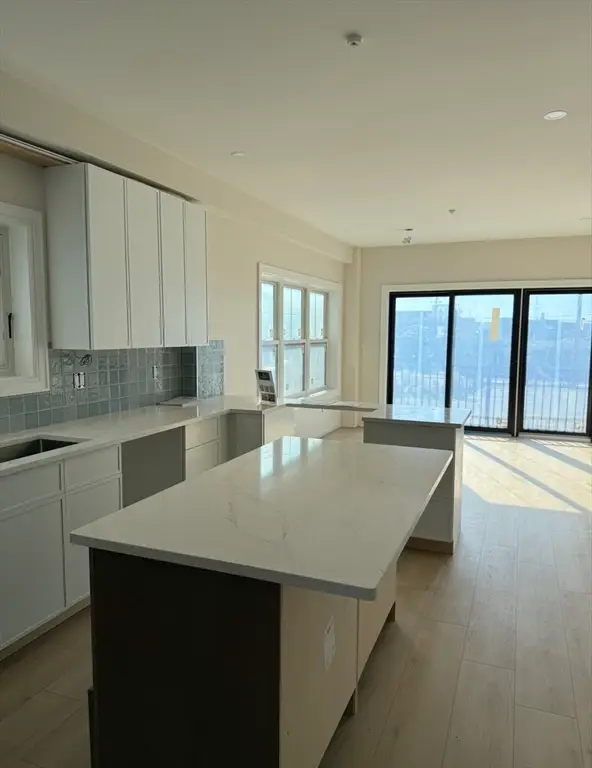 16 North End Blvd #7, Salisbury, MA 01952 - #1