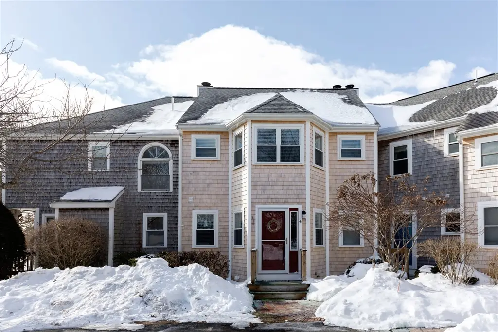 4 Harbor Hill Dr #4, Bourne, MA 02532 - #1