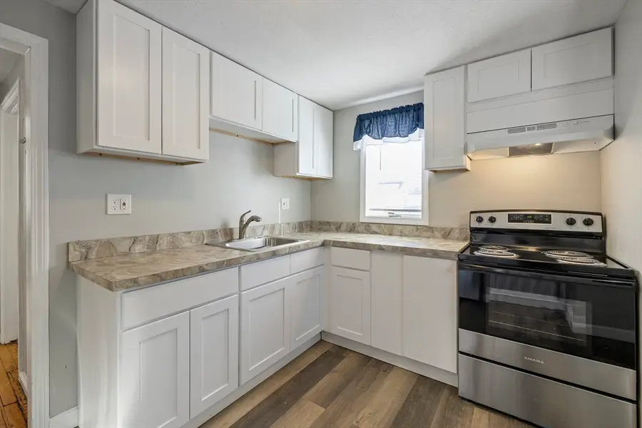 4 Seneca Street, Springfield, MA 01151 - #2