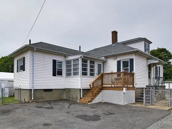 57 Larouche St, Fall River, MA 02724