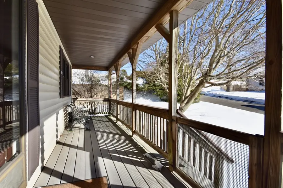 23 Oliveira Ave, Acushnet, MA 02743 - #3