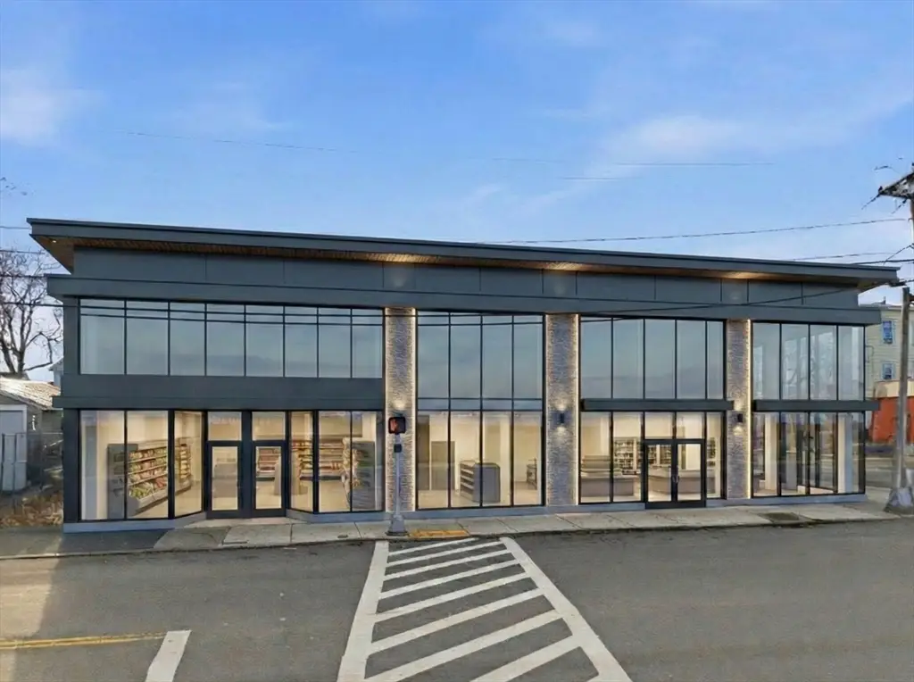 101 Commercial St, Lynn, MA 01905 - Image #1