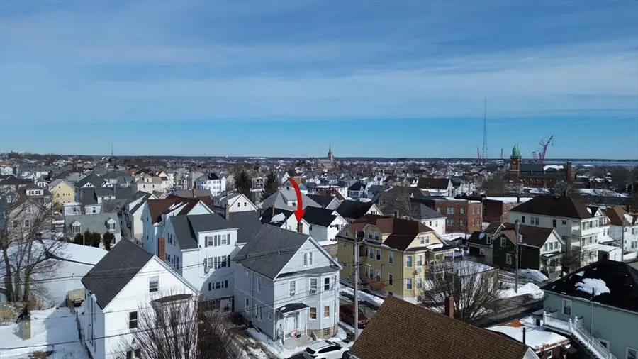 35 Larch St, New Bedford, MA 02740 - Image #2