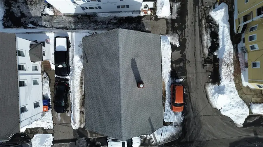 35 Larch St, New Bedford, MA 02740 - Image #3