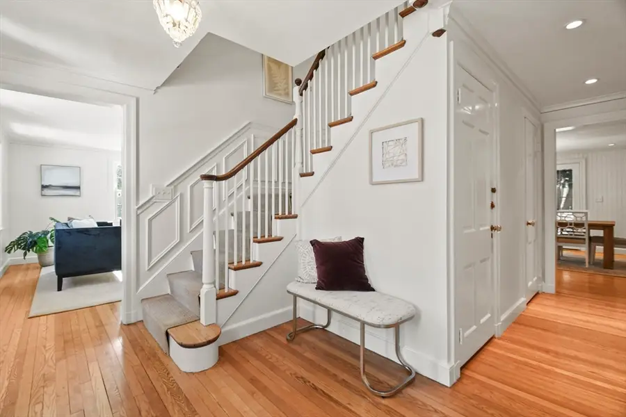 15 Alden Rd, Wellesley, MA 02481 - Image #3