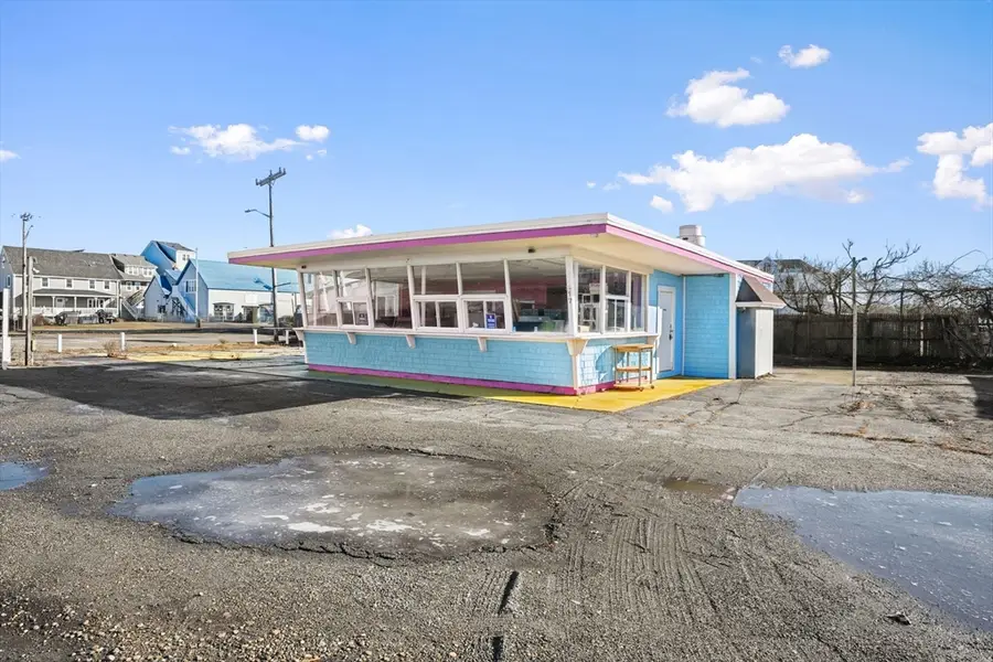 17 Dyke Rd, Marshfield, MA 02050 - Image #2