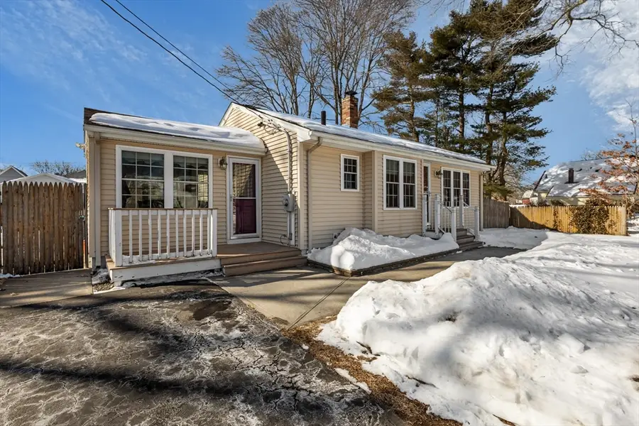17 Crawford Ave, Attleboro, MA 02703 - #2