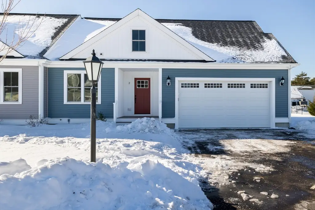 2 Hayley Cir, Rochester, MA 02770 - #1