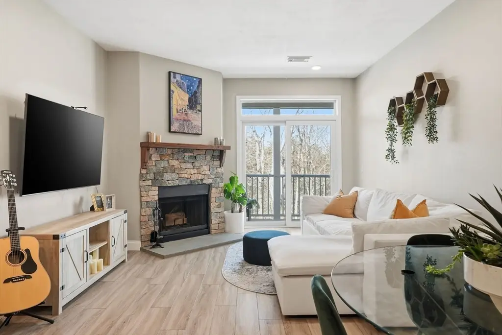 55 Bradford Commons Ln #55, Braintree, MA 02184 - Image #1