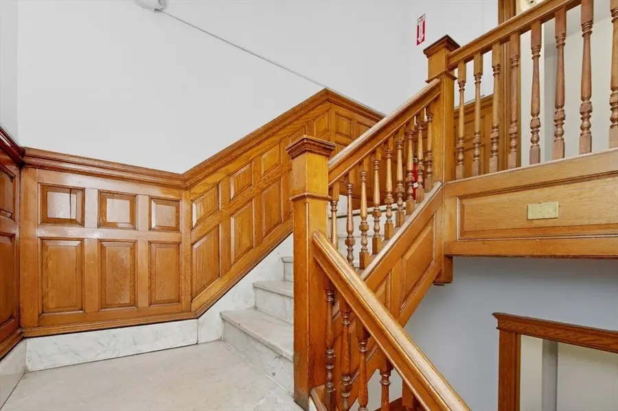 1407 Beacon St #8, Brookline, MA 02446 - Image #2