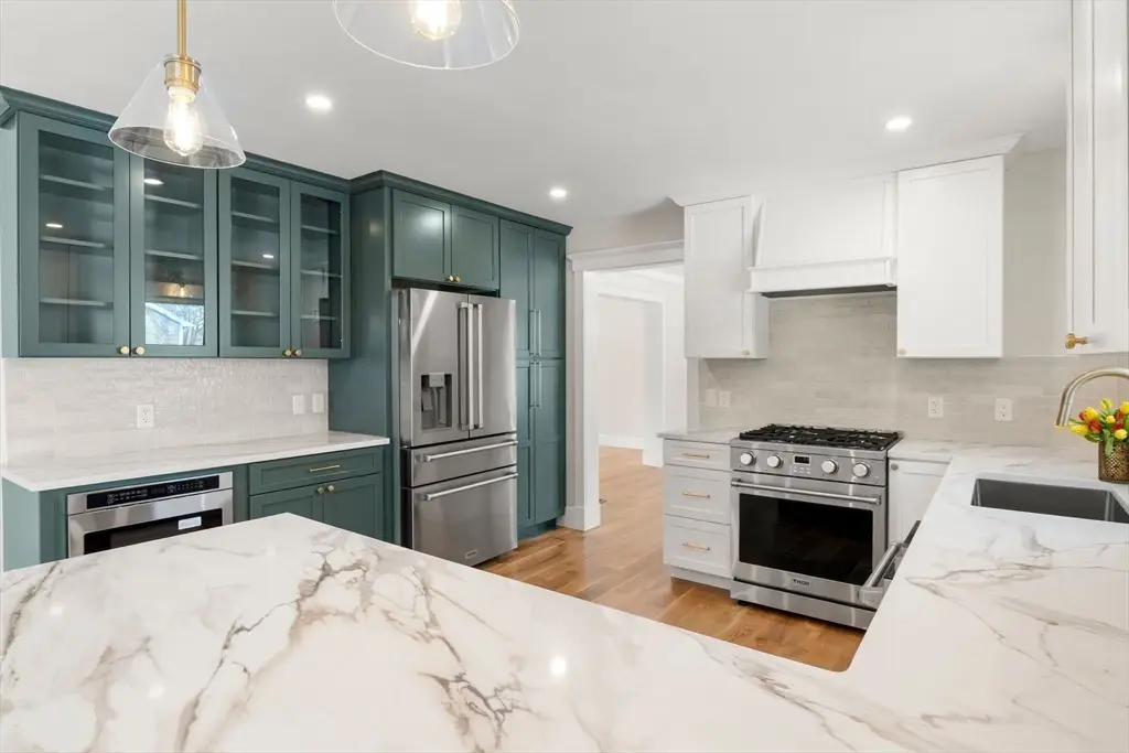 155 Quincy Ave, Marshfield, MA 02050 - Image #1