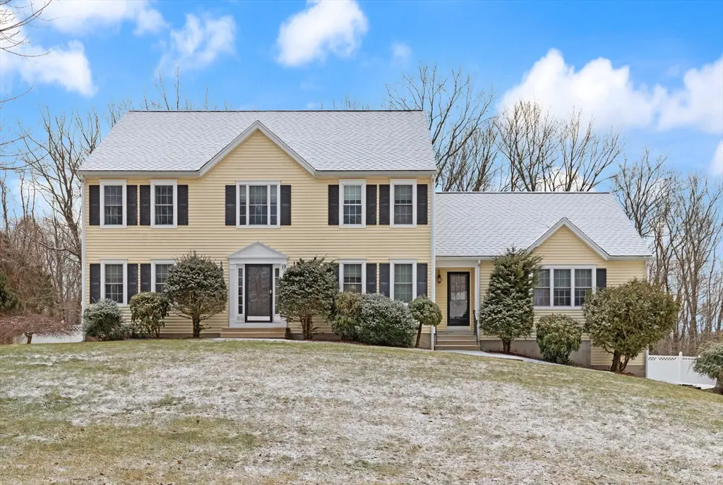 19 Amherst Rd, Shrewsbury, MA 01545 - #1