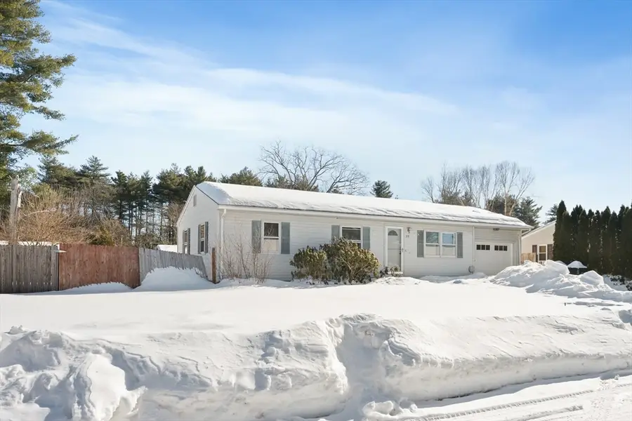 39 Thyme Ln, Springfield, MA 01129 - #2