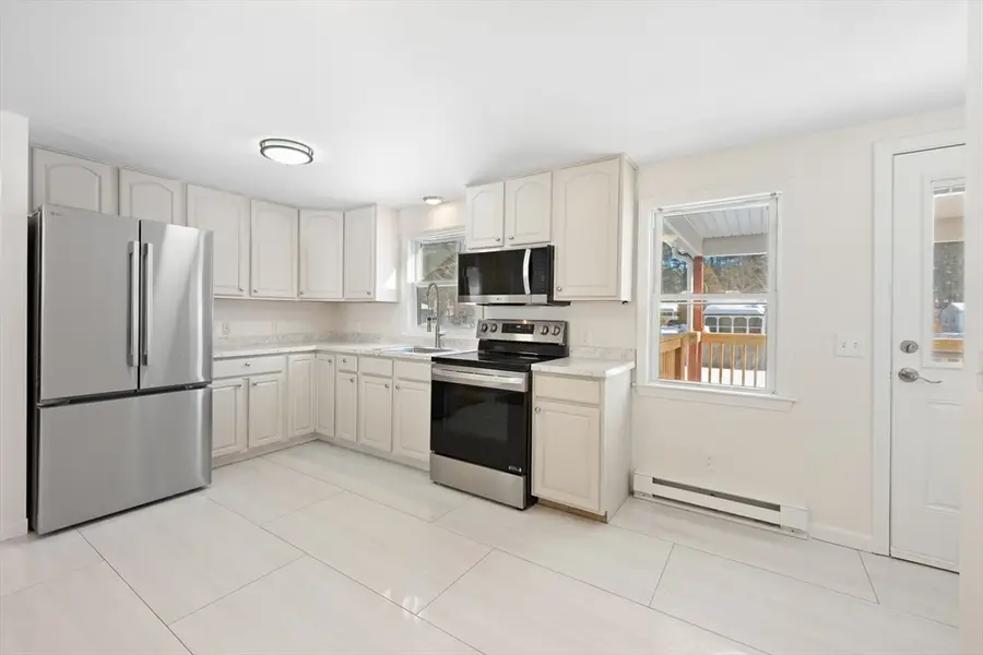 39 Thyme Ln, Springfield, MA 01129 - #3