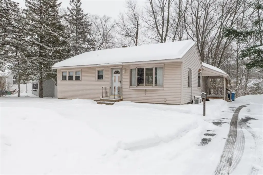 5 Porter Ave, Burlington, MA 01803 - #1