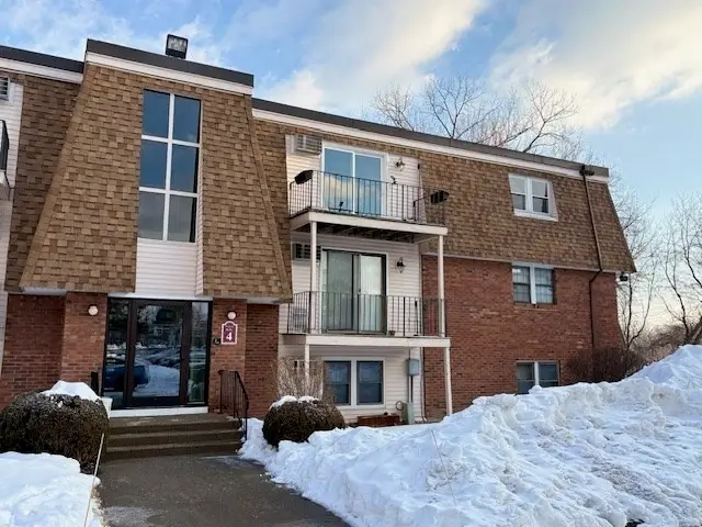 80 Damon Rd #4302, Northampton, MA 01060 - #1