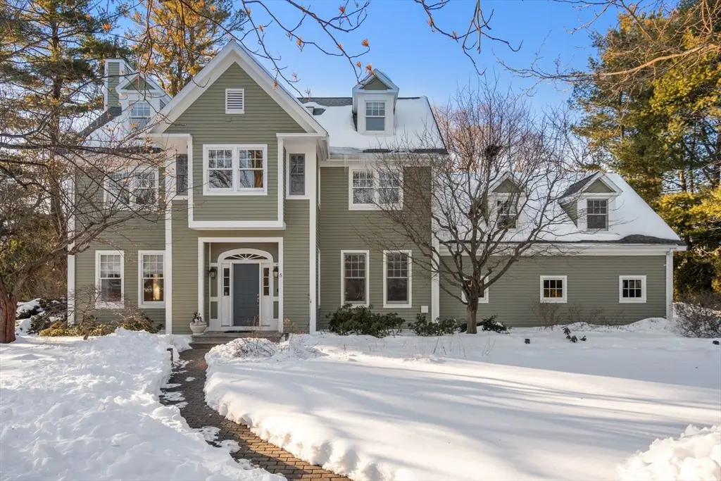 5 Griffin Circle, Wayland, MA 01778 - #1