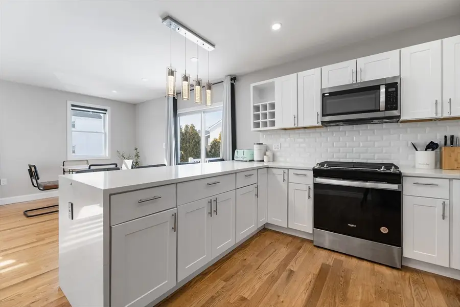 35 Arcadia St, Revere, MA 02151 - #3