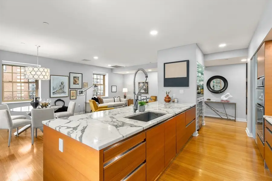 7 Warren Ave #19, Boston, MA 02116 - #2