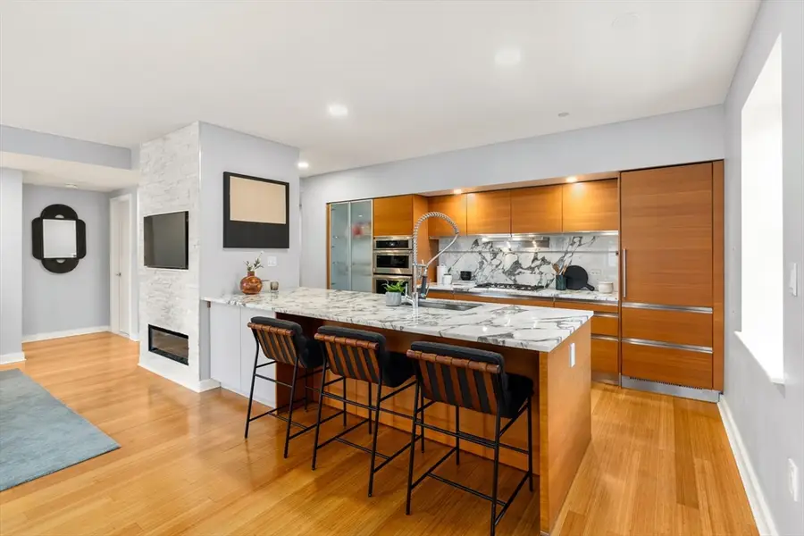 7 Warren Ave #19, Boston, MA 02116 - #3