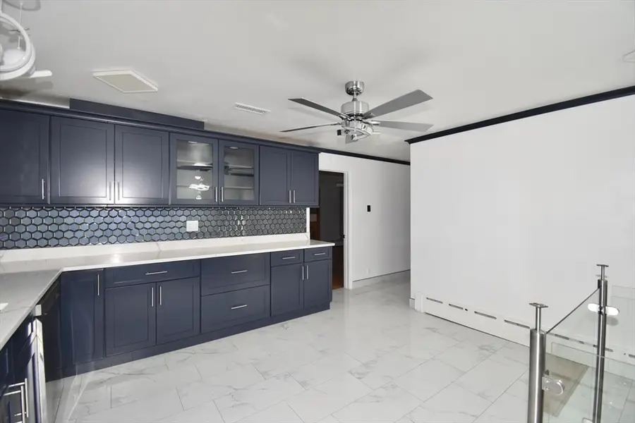 541 Grattan Street, Chicopee, MA 01020 - #2