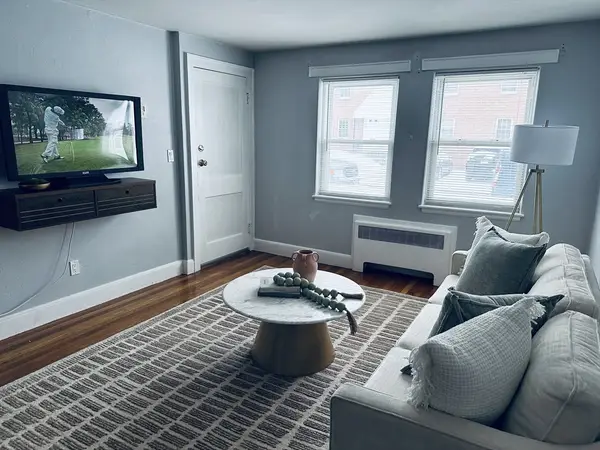 31 Aldrich Rd #1, Watertown, MA 02472