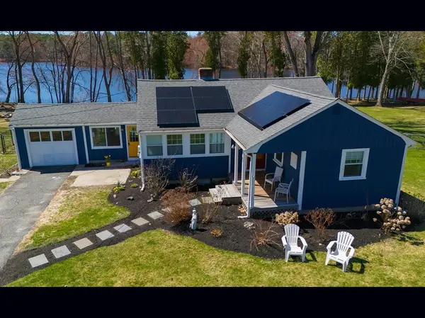 81 Edgewater Drive, Framingham, MA 01702