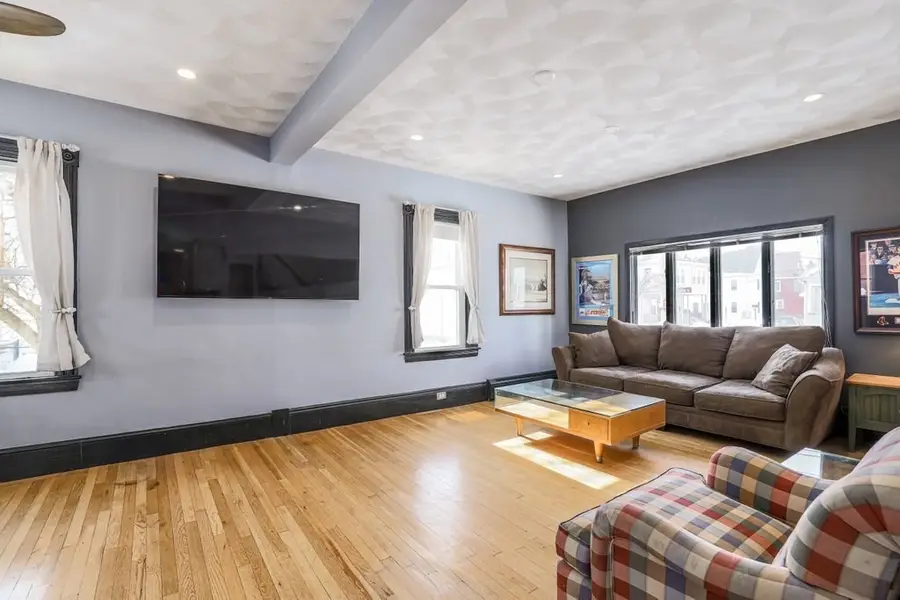 33 Montrose St, Everett, MA 02149 - Image #3