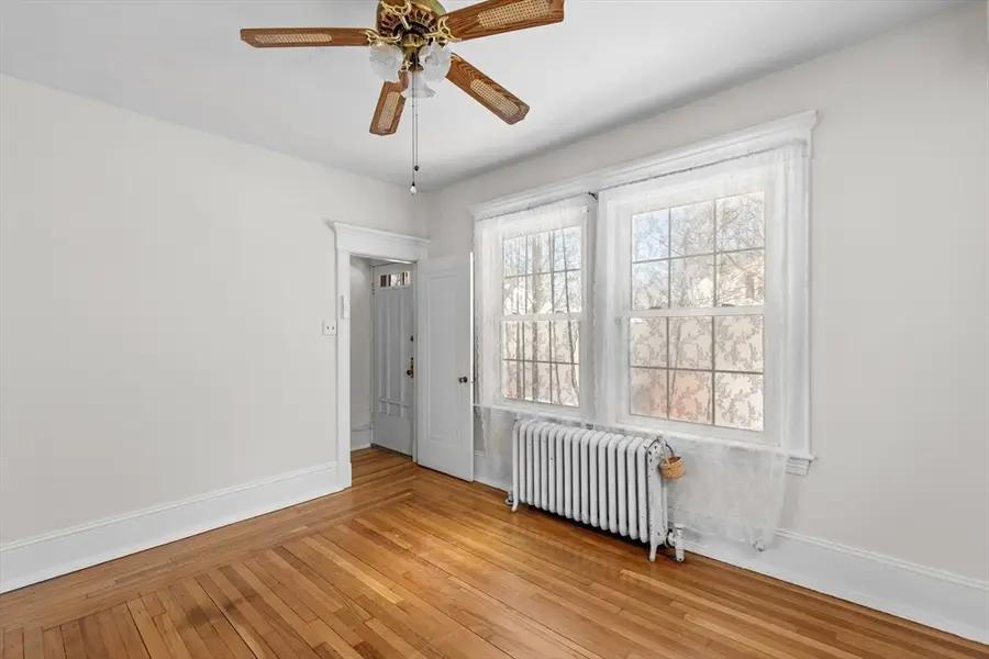 279 Adelaide, New Bedford, MA 02745 - Image #3