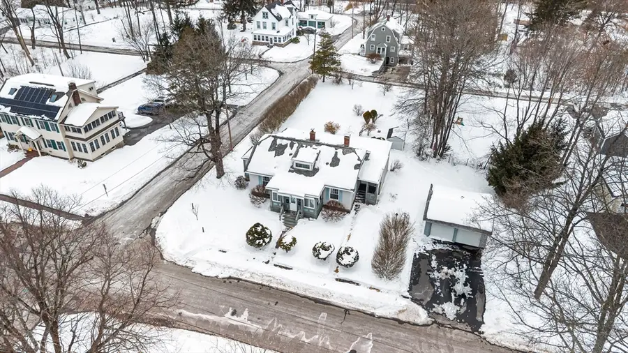 98 Pleasant St, Ayer, MA 01432 - #2