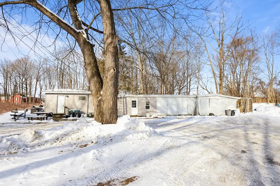 1 1/2 Cherry St, Pittsfield, MA 01201 - #2