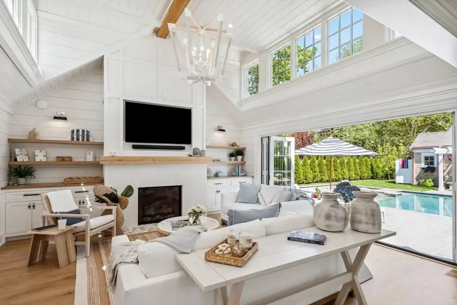 43 Peases Point Way S, Edgartown, MA 02539 - #3