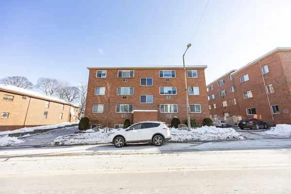 354 Market St #9, Boston, MA 02135