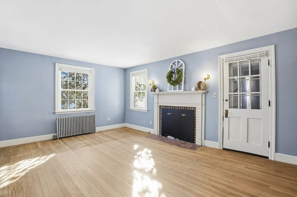 12 Cardinal Road, Worcester, MA 01602 - #1