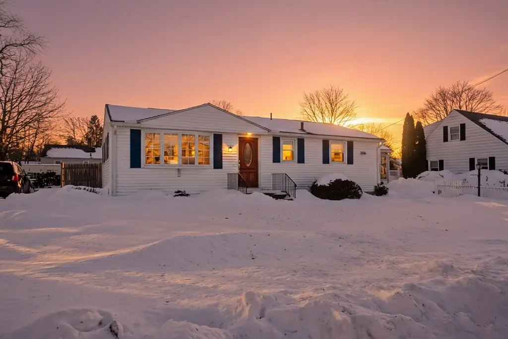 35 Mount Vernon Rd, Chicopee, MA 01013 - #1