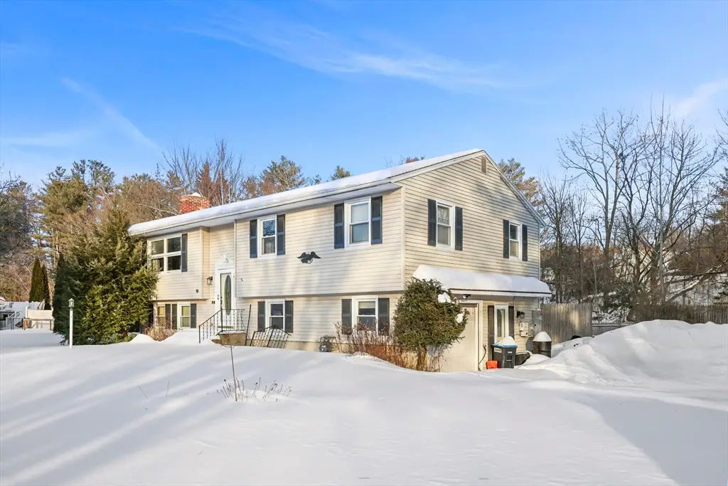 16 Leona Dr, Pittsfield, MA 01201 - #1