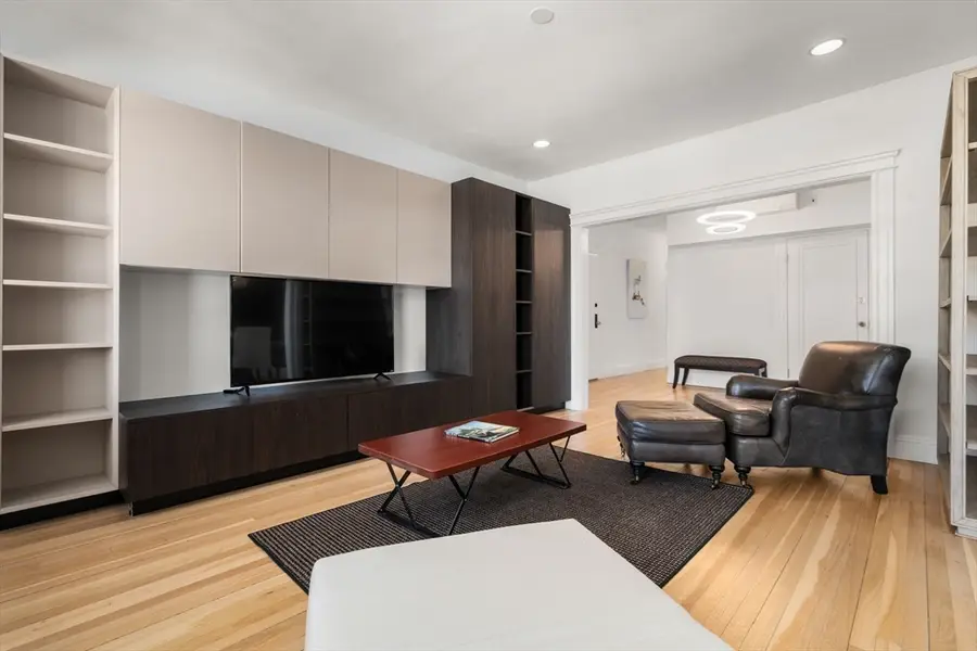 26 John St #3, Brookline, MA 02446 - #3