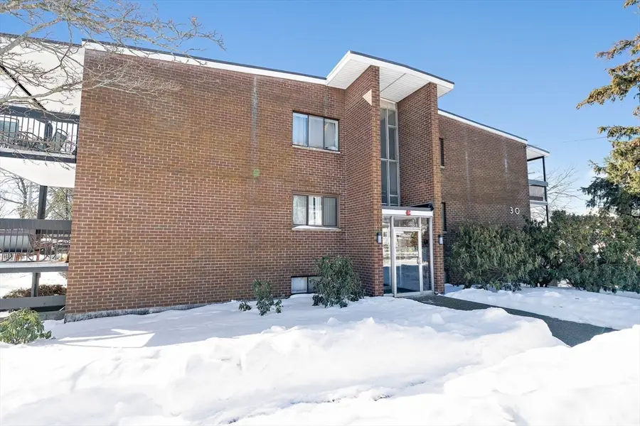 30 Church St #4, Braintree, MA 02184 - #2